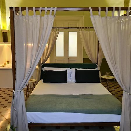 Toscano Palace Luxury Rooms Катанія Екстер'єр фото